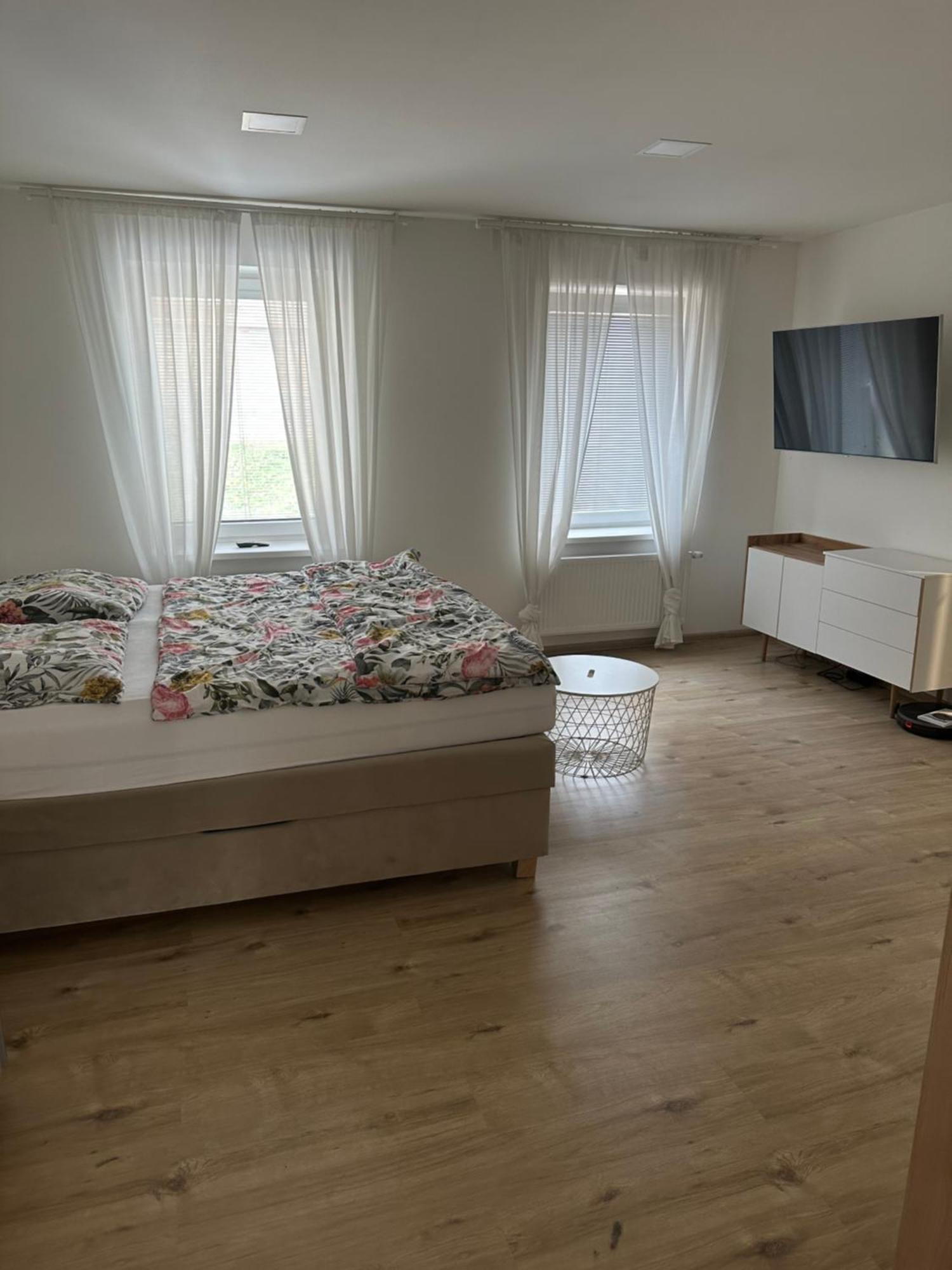 Pritluky Horni Apartment Breclav Exterior photo